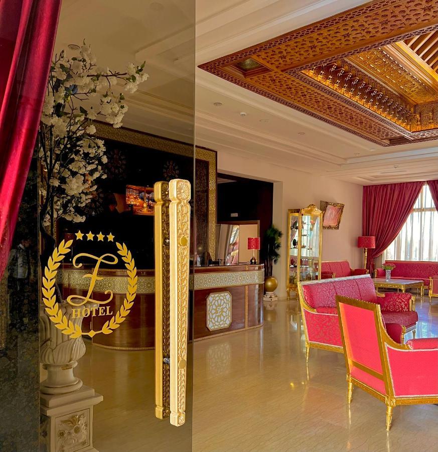 Z Hotel مكناز المظهر الخارجي الصورة